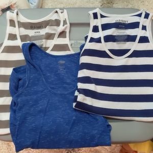 Bundle of maternity tank tops - price is firm